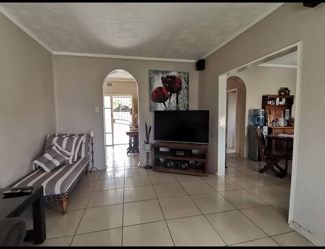3 BEDROOM HOUSE FOR SALE IN VANDERBIJLPARK SW 1
